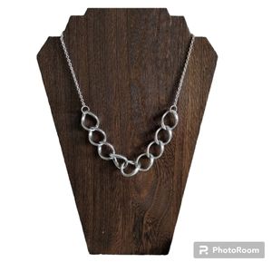 Chunky Chain Link Necklace Silver Toned